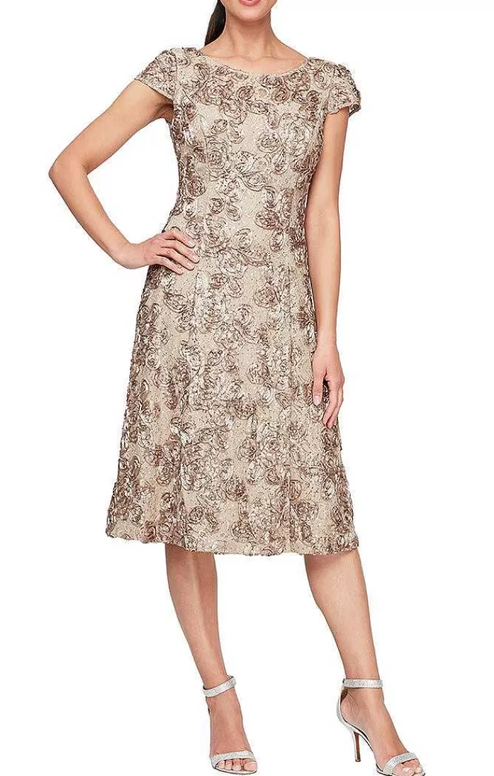 Sale Alex Evenings Cocktail Dress In Tte Lace With Cap Sleeves Rose | Champagne | Navy | Dove