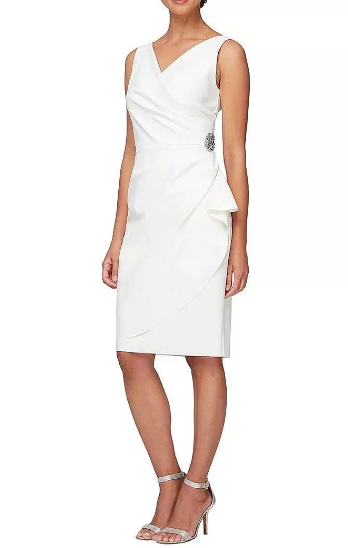 Flash Sale Alex Evenings Compression Party Dress With Surplice Neckline & Embellishment At Hip Ice Sage | Ivory