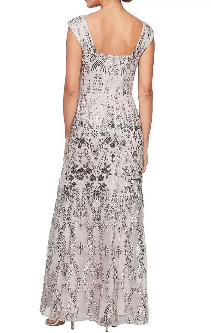 Fashion Alex Evenings Petite Sleeveless Embroidered Fit & Flare Dress With Square Neckline Taupe